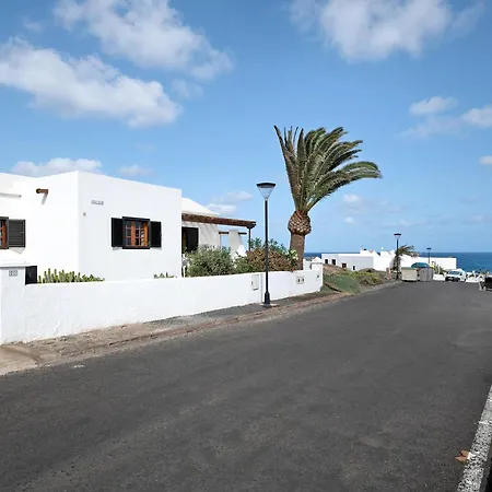 Casa Aloe Holiday home *